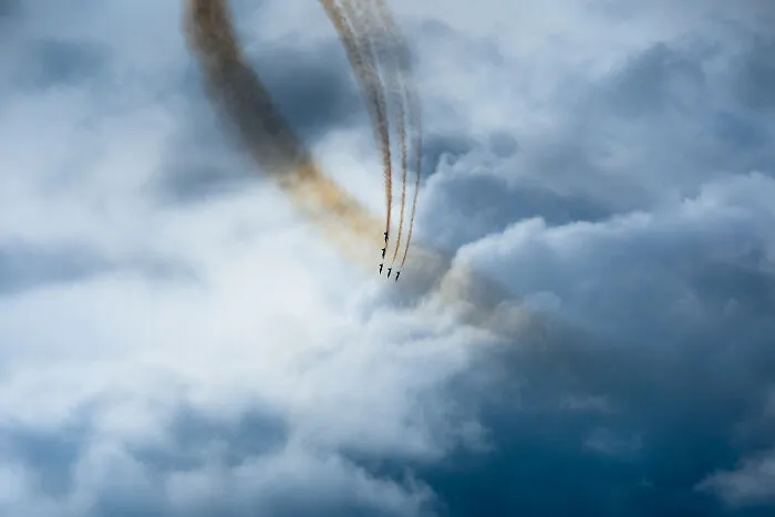 I Captured The Perfection Of Aerial Geometry And Trajectories Performed By The Swiss Aerobatic Team Patrouille Suisse (40 Pics)