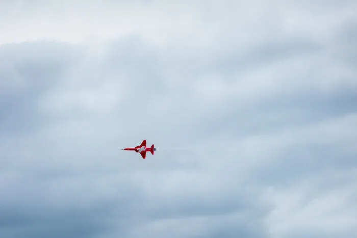 I Captured The Perfection Of Aerial Geometry And Trajectories Performed By The Swiss Aerobatic Team Patrouille Suisse (40 Pics)