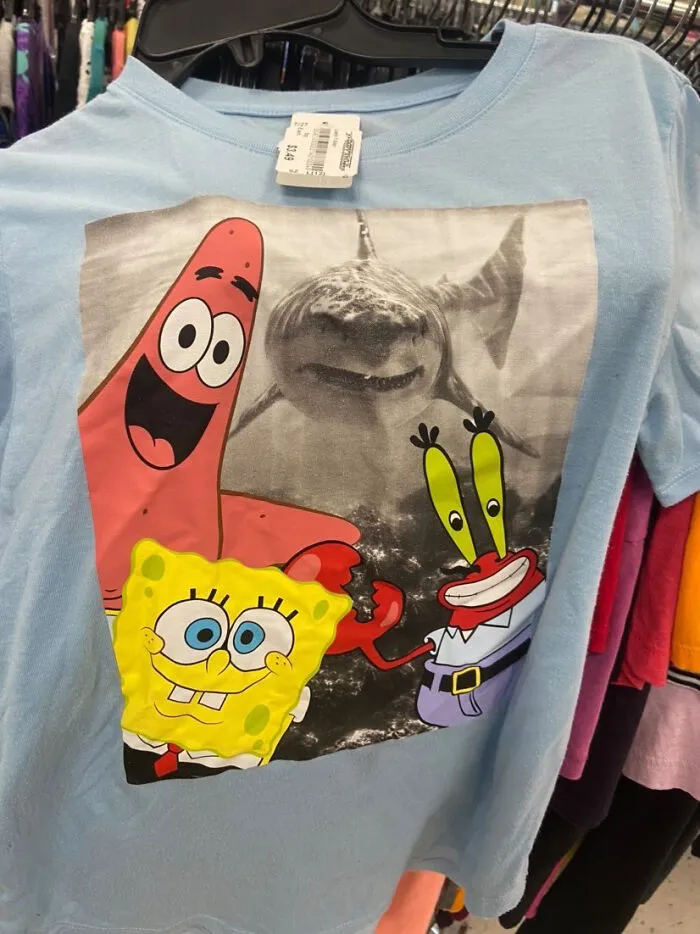 50 Ridiculous, Bizarre, And Downright Cursed Shirts People Actually Wear Out In Public, As Shared By These Twitter Accounts (New Pics)