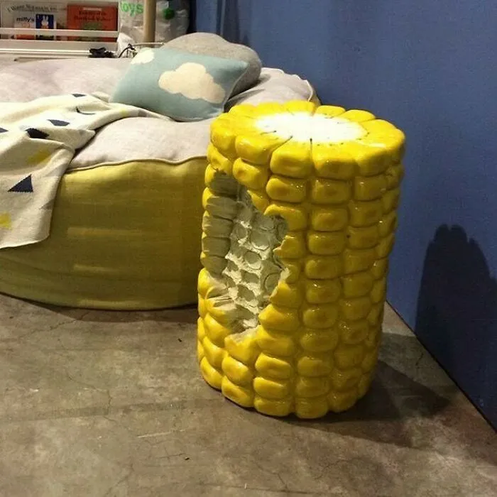 “Sorry For Design”: 50 Utterly Dreadful Designs Posted On This Instagram Account