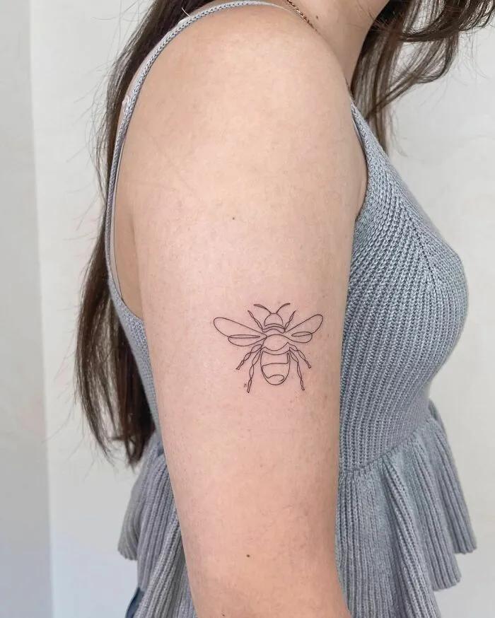 Single Line Bee
