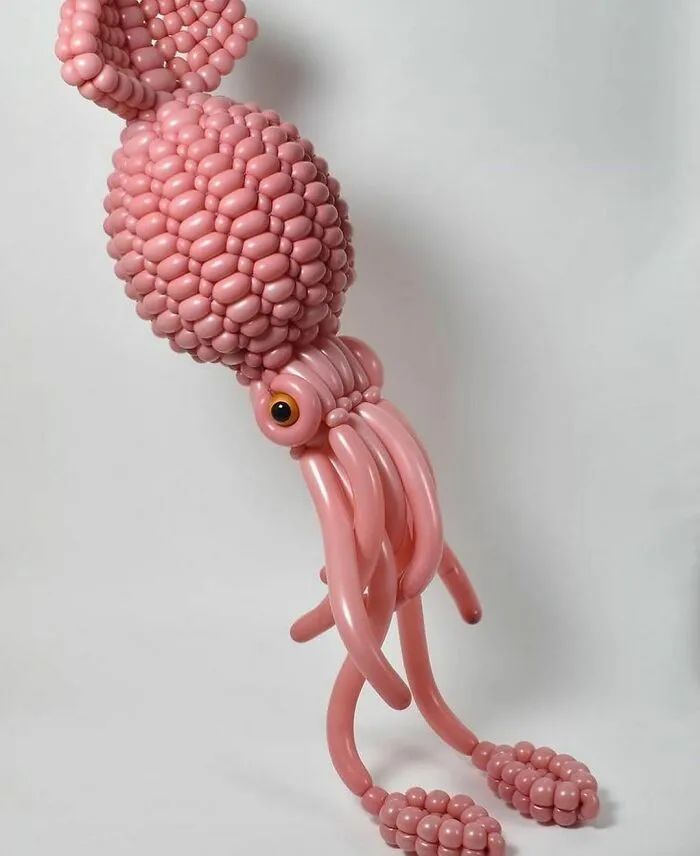 Escultura hecha con globos
