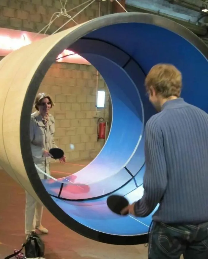 Tubo para jugar ping pong