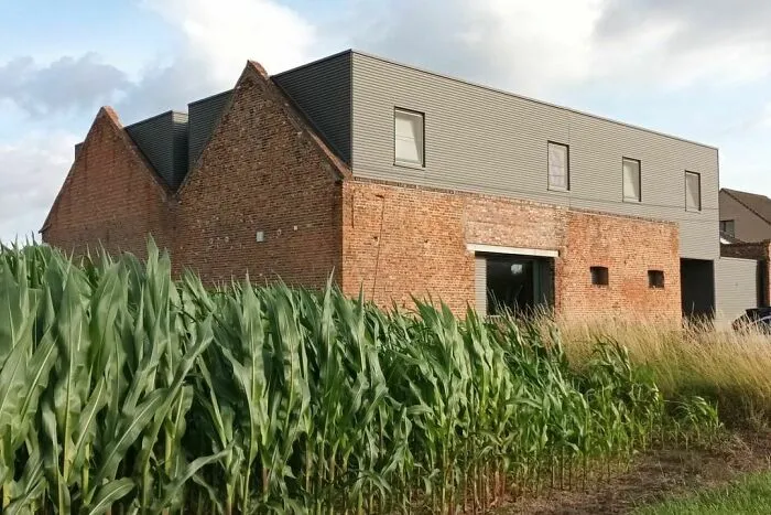 When You Ordered The Wrong Roof But You Are Too Lazy To Send It Back