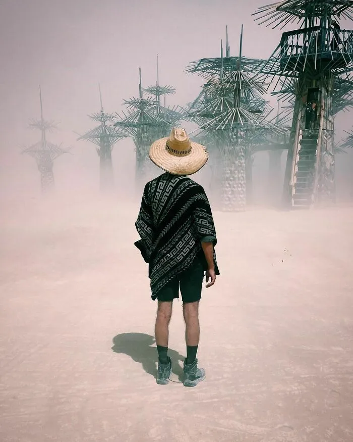 El festival Burning Man 2022 ha terminado, y aquí tienes 42 fotos mostrando su locura