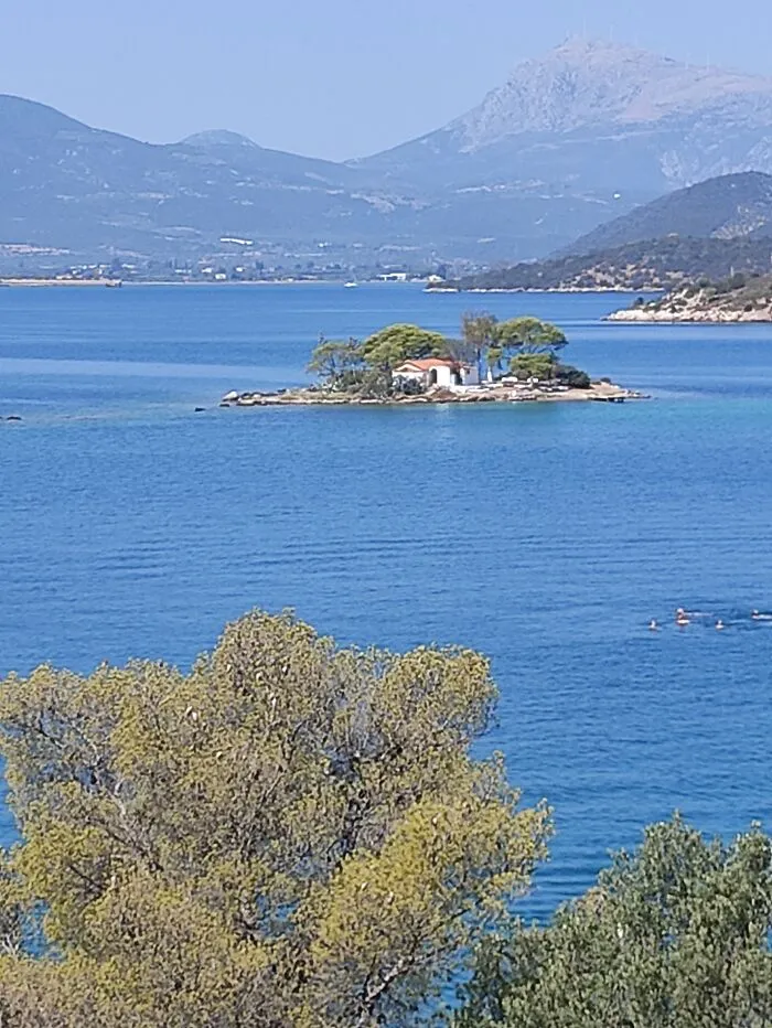 I Photographed The Poros Island In Greece (27 Pics)
