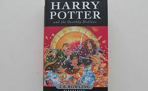 30 Alternate And Infuriating 'Harry Potter' Endings J. K. Rowling Wouldn't Dare To Write