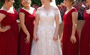 Woman Wears Red Dress To Cousin's Wedding To Show That She Slept With The Groom First, But The Bride Outsmarts Her