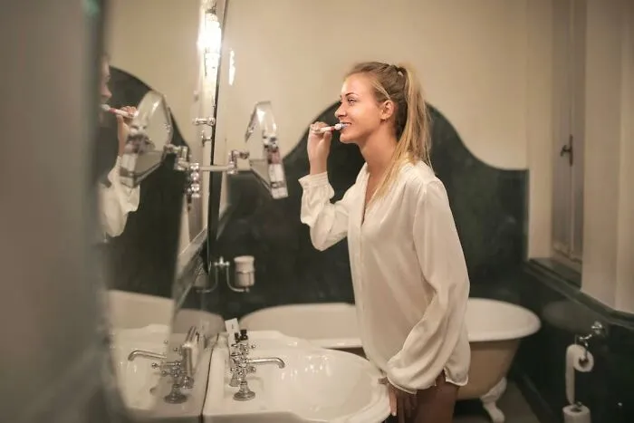 People Are Sharing Hygiene Tips And Tricks Everyone Should Know, And Here's 35 Of The Best Ones