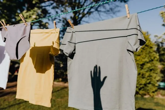 People Are Sharing Hygiene Tips And Tricks Everyone Should Know, And Here's 35 Of The Best Ones