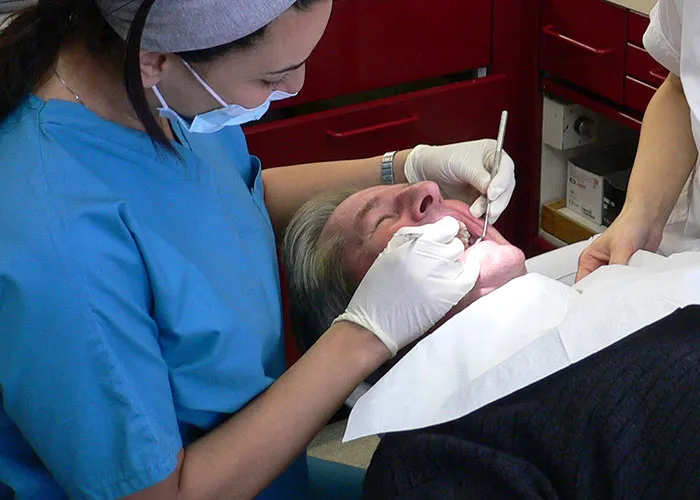 30 Of The Wildest "I Don't Think This Is Important, But-" Moments, As Shared By Doctors On This Online Thread