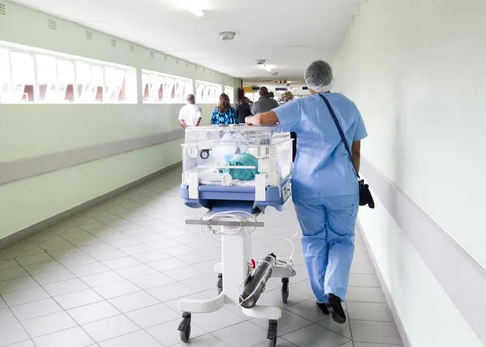 35 Doctors Share Some Of The Most Disturbing And Disgusting Things They’ve Witnessed At Work