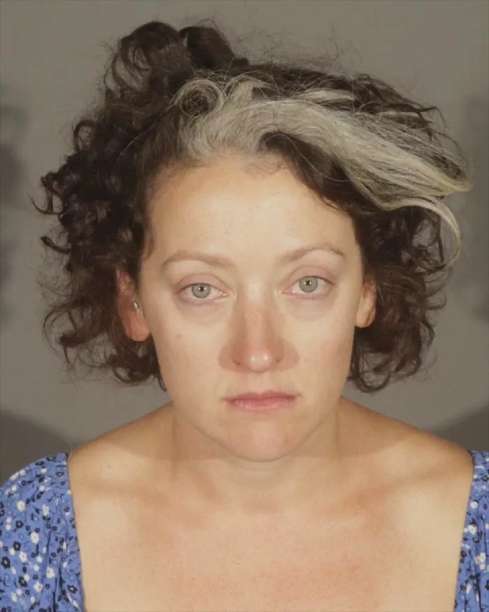 Laura McCulloch mugshot 