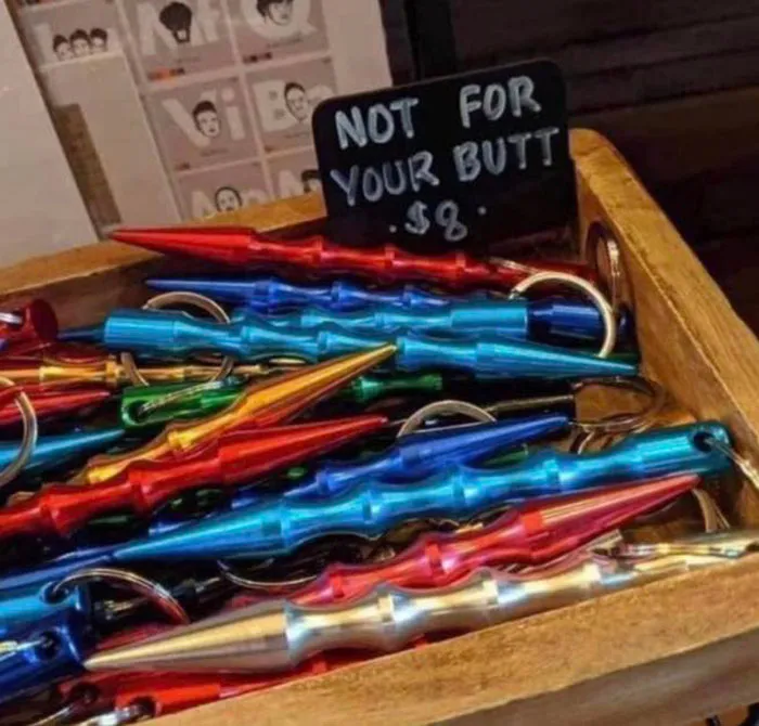 50 Times People Found Weird Or Hilarious Disclaimers That Were "Clearly The Result Of A Lawsuit"