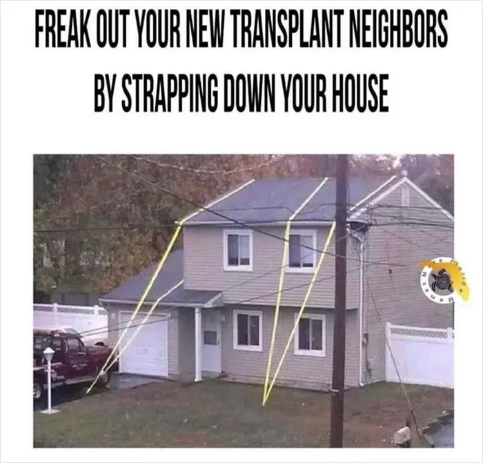 30 Of The Best Memes And Jokes About Hurricane Ian To Keep All The Florida Men Sane