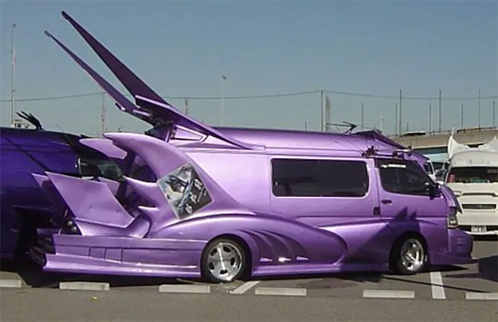 40 Coches que la gente arruinó con modificaciones tontas