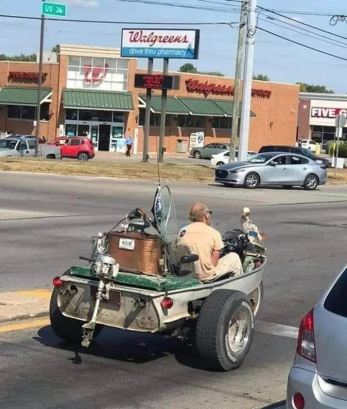 50 Times People Ruined Their Cars With Dumb Mods, As Shared On This Online Page