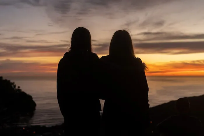"¿Cómo acabó la amistad con tu mejor amigo?": 20 personas se sinceran