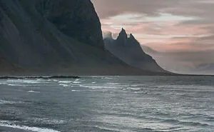 I Took Pictures Of Beautiful Horses In Breathtaking Icelandic Landscapes, And Here Are 30 Of Them