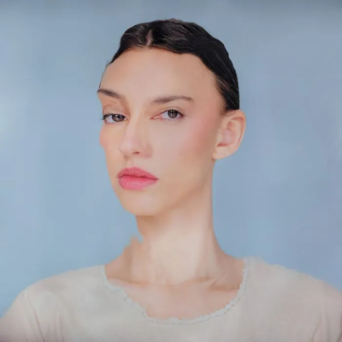 Breaking Stereotypes Of Beauty: 20 Portraits I Took Using Clear Water