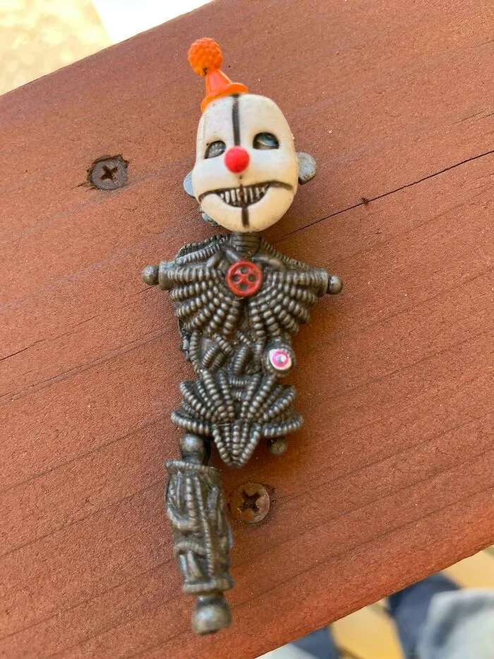 My Mom Found This While Raking Leaves In The Yard Of Our New House. Does Anyone Know What This Is? We Named Him Geneva. Help