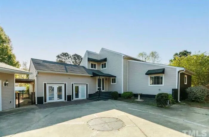 This House Is Furious It Exists