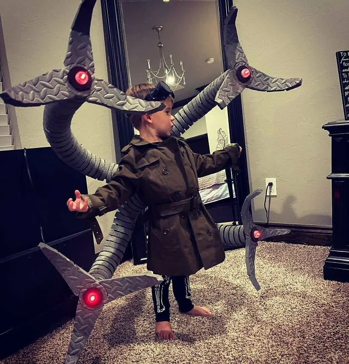 El disfraz de Doc Ock de mi hijo para Halloween
