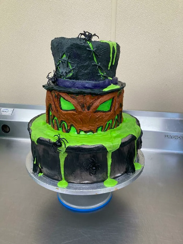 Thought You Guys Might Enjoy The Display Cake I Made Today. He’s The Spirit Of Halloween, And I Hope He Makes Some People Smile