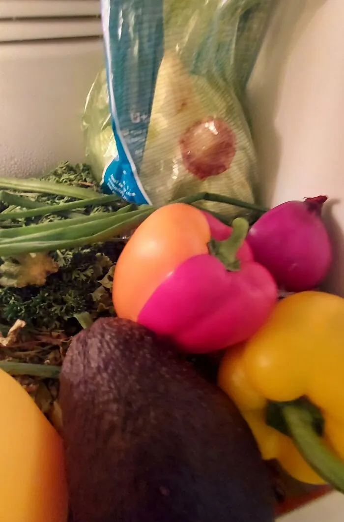 My Flatmate Used Two Capsicums In Her Dinner But Finished Neither - The Remainder Of Each Fit Perfectly Together