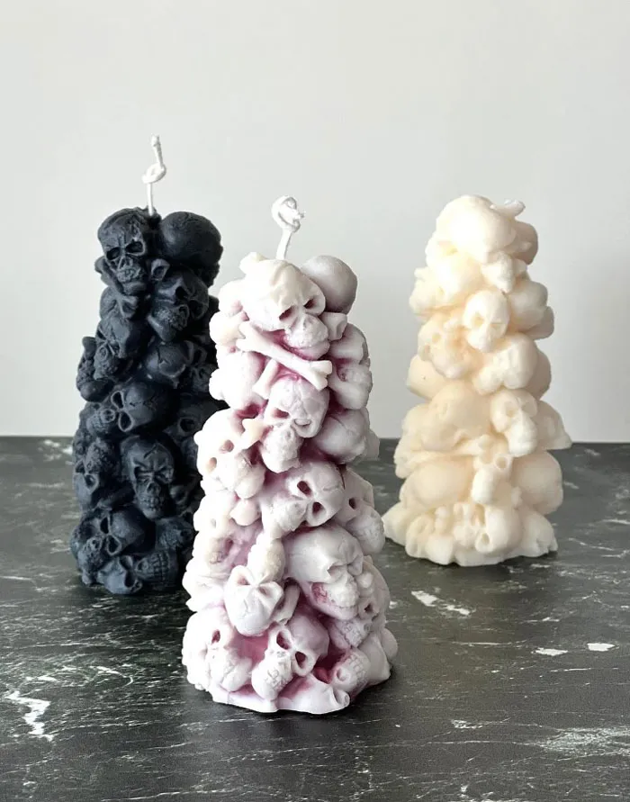 Skull Head Mountain Candle