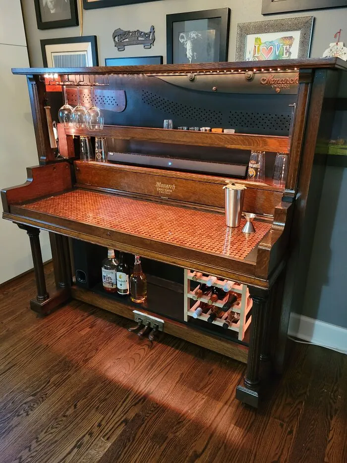 I Upcycled Our Piano Into A Piano Bar After Our Movers Dropped It Off The Truck And Broke It. Refinished All The Wood And Built A Penny Top Resin Bar