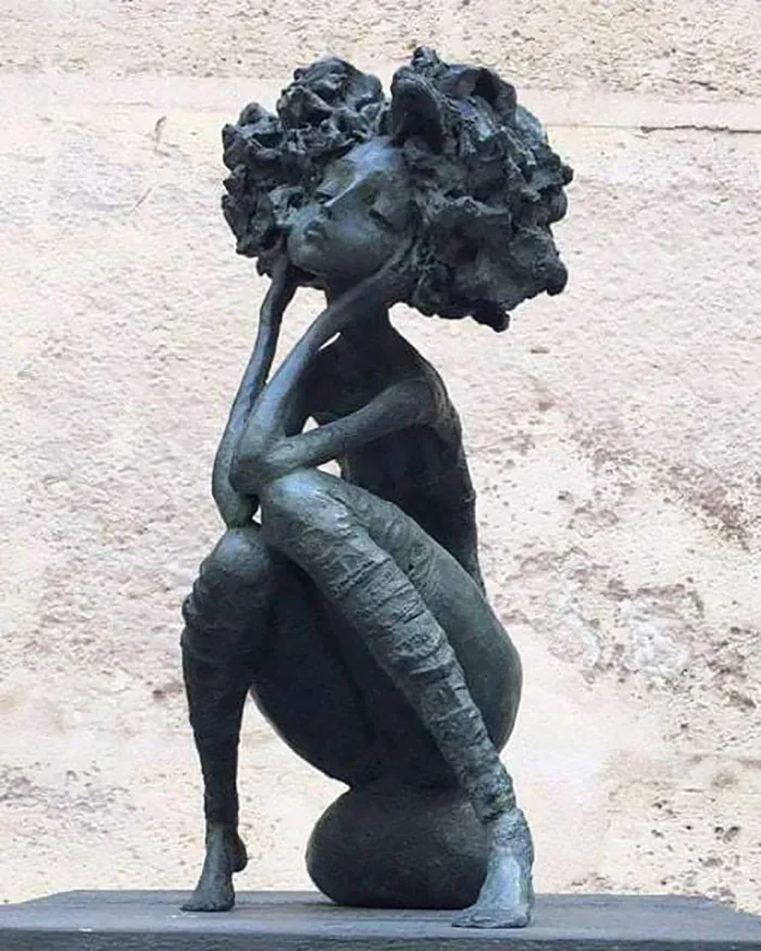 Artist: Valérie Hadida
