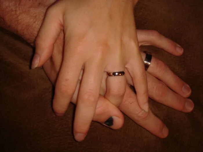 Men Online Reveal 30 Things They Learned About Women Once They Started Dating One