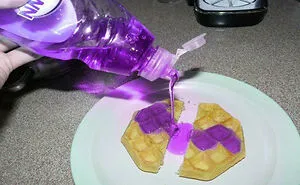 Apparently, There's A Dedicated Twitter Page Called "Cursed Images" And Here Are 30 Of The Weirdest Photos Posted On It