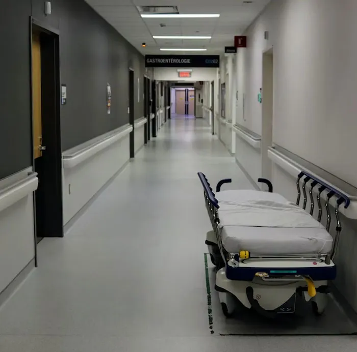 “What Is The Most Terrifying Thing To Happen To You In A Well-Lit And Populated Place?”: 30 People Tell Some Terrifying Stories