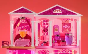 We Turned An Old Barbie Dreamhouse Into A Bar With Themed Barbie Cocktails In Each Room (9 Pics)