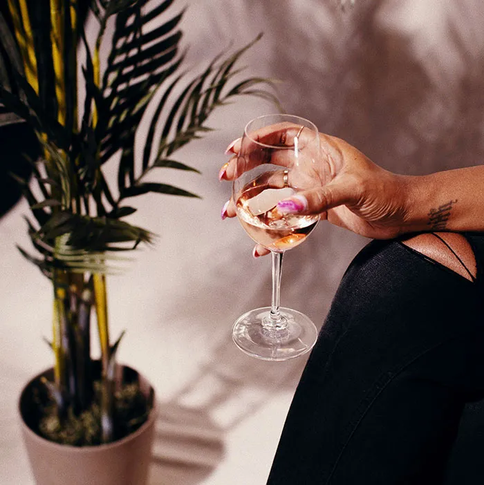 ¿Sabes cómo entender a las mujeres? 20 hombres comparten todo lo que aprendieron al convivir con ellas