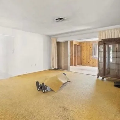 Esta cuenta se burla de las casas más disparatadas, y aquí están 35 de las peores (nuevas fotos)
