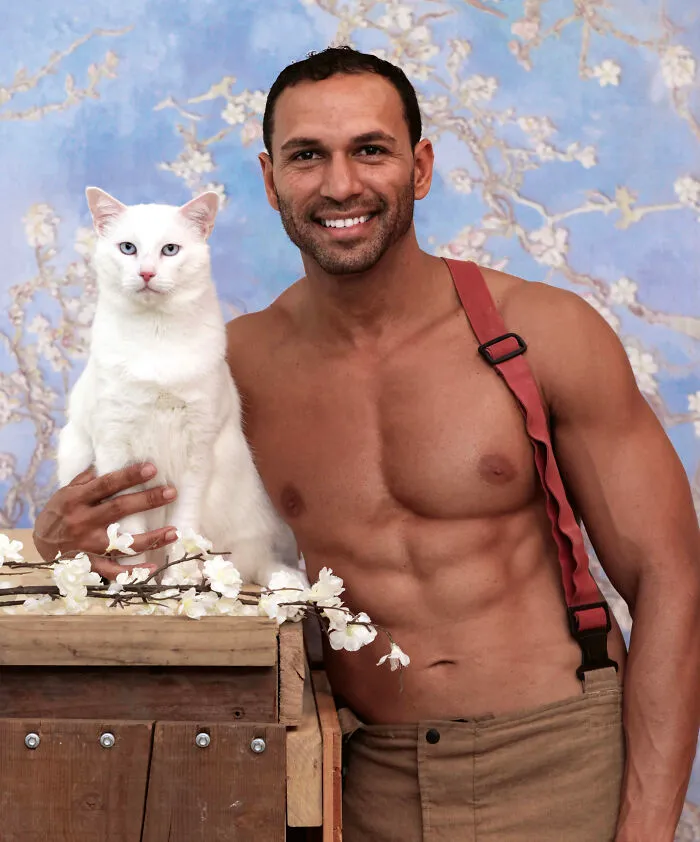 Estos bomberos australianos posan para el calendario benéfico de 2023 (24 fotos)