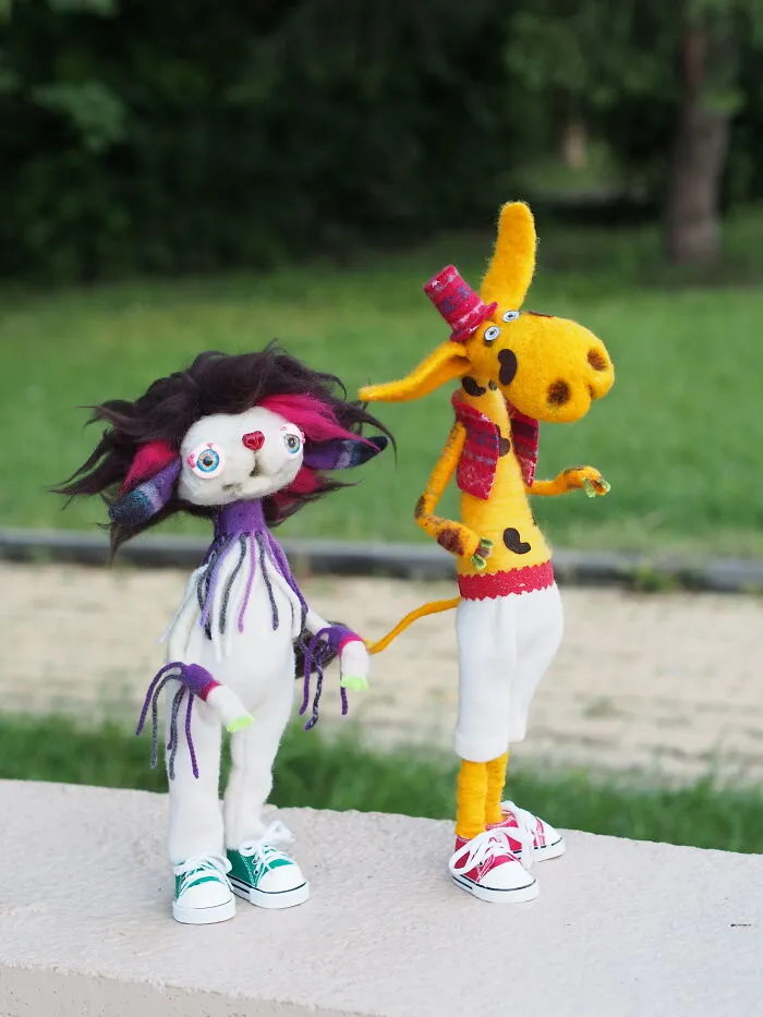 I Make Artistic And Extremely Emotive Dolls With Exaggerated Features From Wool (32 Pics)