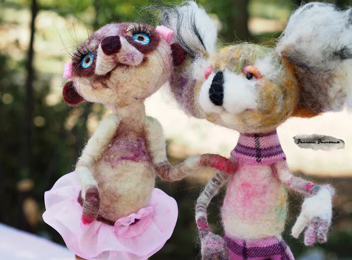 I Make Artistic And Extremely Emotive Dolls With Exaggerated Features From Wool (32 Pics)