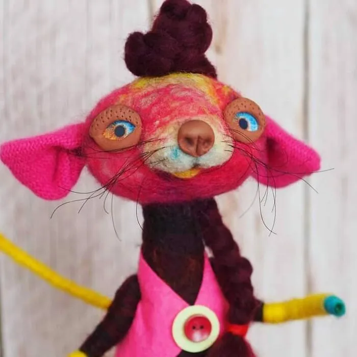 I Make Artistic And Extremely Emotive Dolls With Exaggerated Features From Wool (32 Pics)