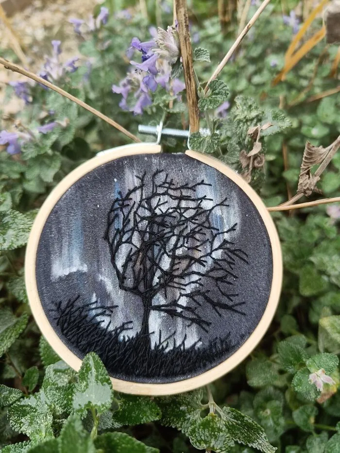 I Experimented With Embroidery And Paint To Create Dreamy Artwork Of The Aurora Borealis (23 Pics)