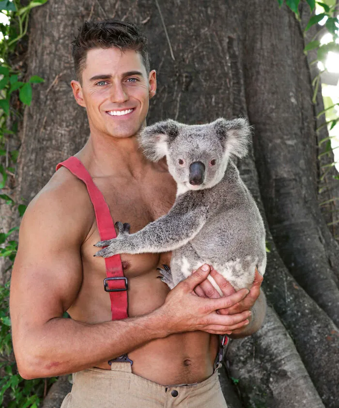Estos bomberos australianos posan para el calendario benéfico de 2023 (24 fotos)