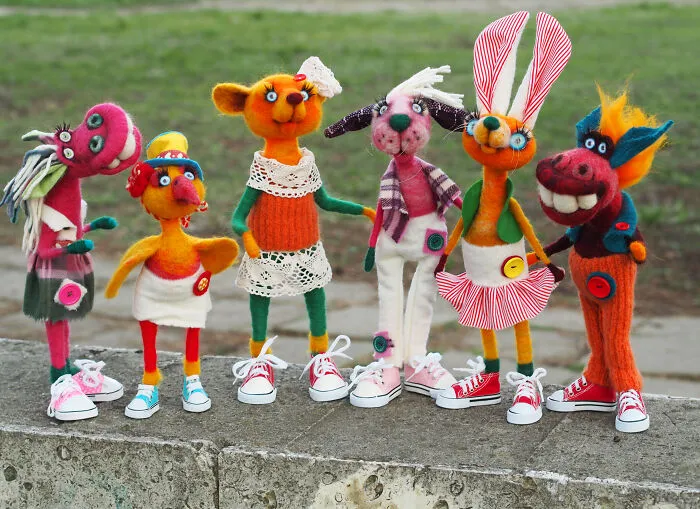 I Create Felted Wool Dolls With Their Own Personality And Character (12 Pics)