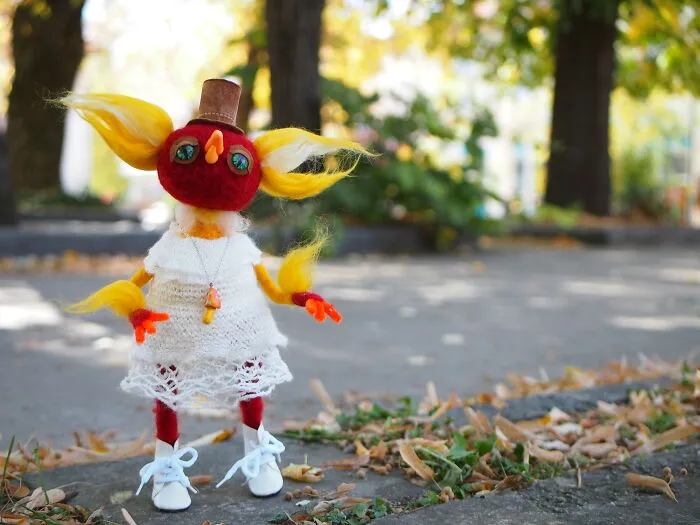 I Create Felted Wool Dolls With Their Own Personality And Character (12 Pics)