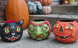 Hey Pandas, Share Pics Of Your Halloween Decorations (Closed)