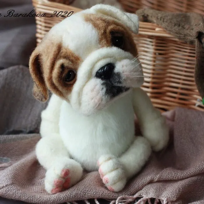 41 Miniature Animal Sculptures From Wool Made By This Artist