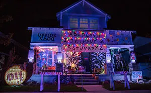 50 Times People Took Their Neighbors By Surprise With Their Halloween Decorations (New Pics)