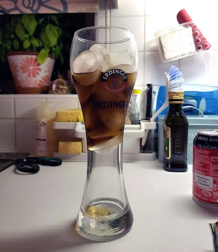 The Ice Completely Stopped My Coke From Getting To The Bottom With A Water Tight Fit